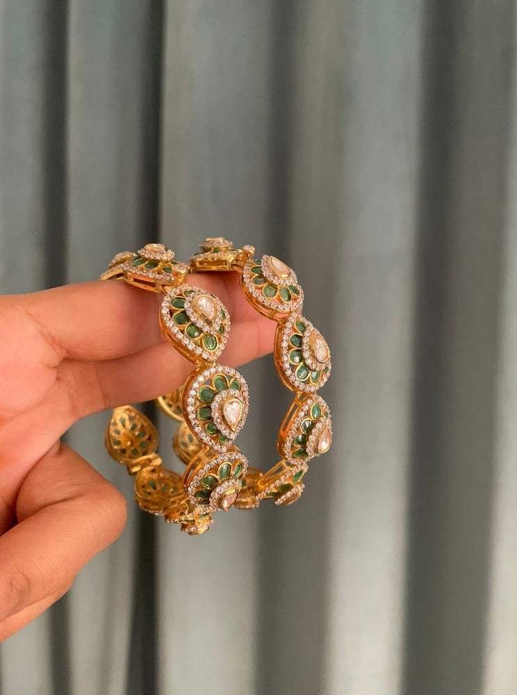 Raang Mahal - Super exclusive Green Aventurine handcrafted 92.5 silver kadas