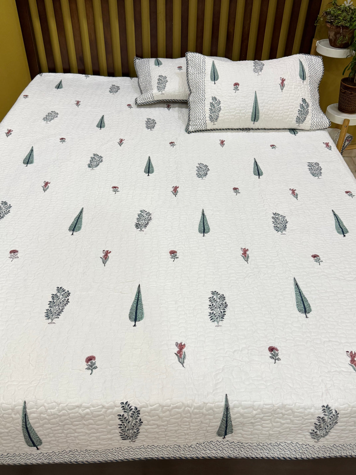 KING Size Quilted Blockprint REVERSIBLE Mulmul Bedcover (108*108 inches)