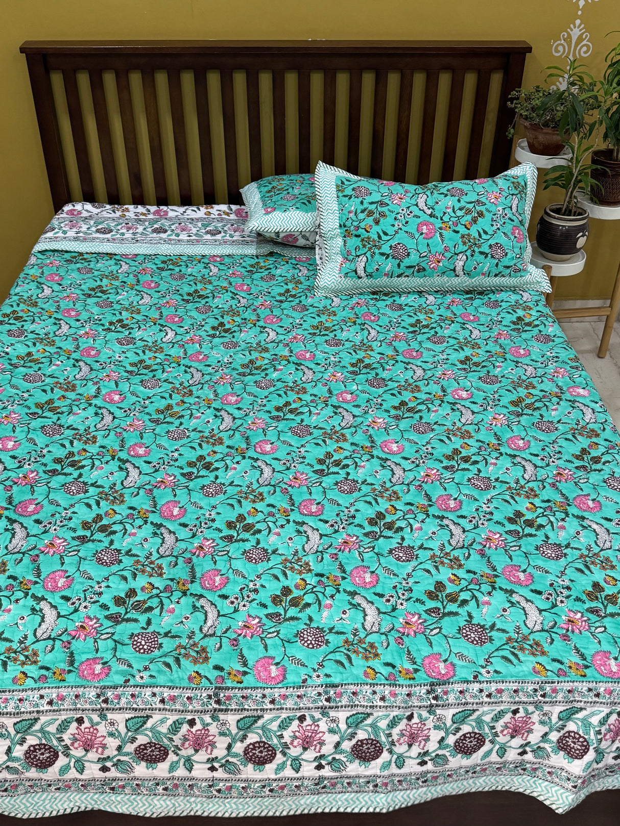 KING Size Quilted Blockprint REVERSIBLE Mulmul Bedcover (108*108 inches)