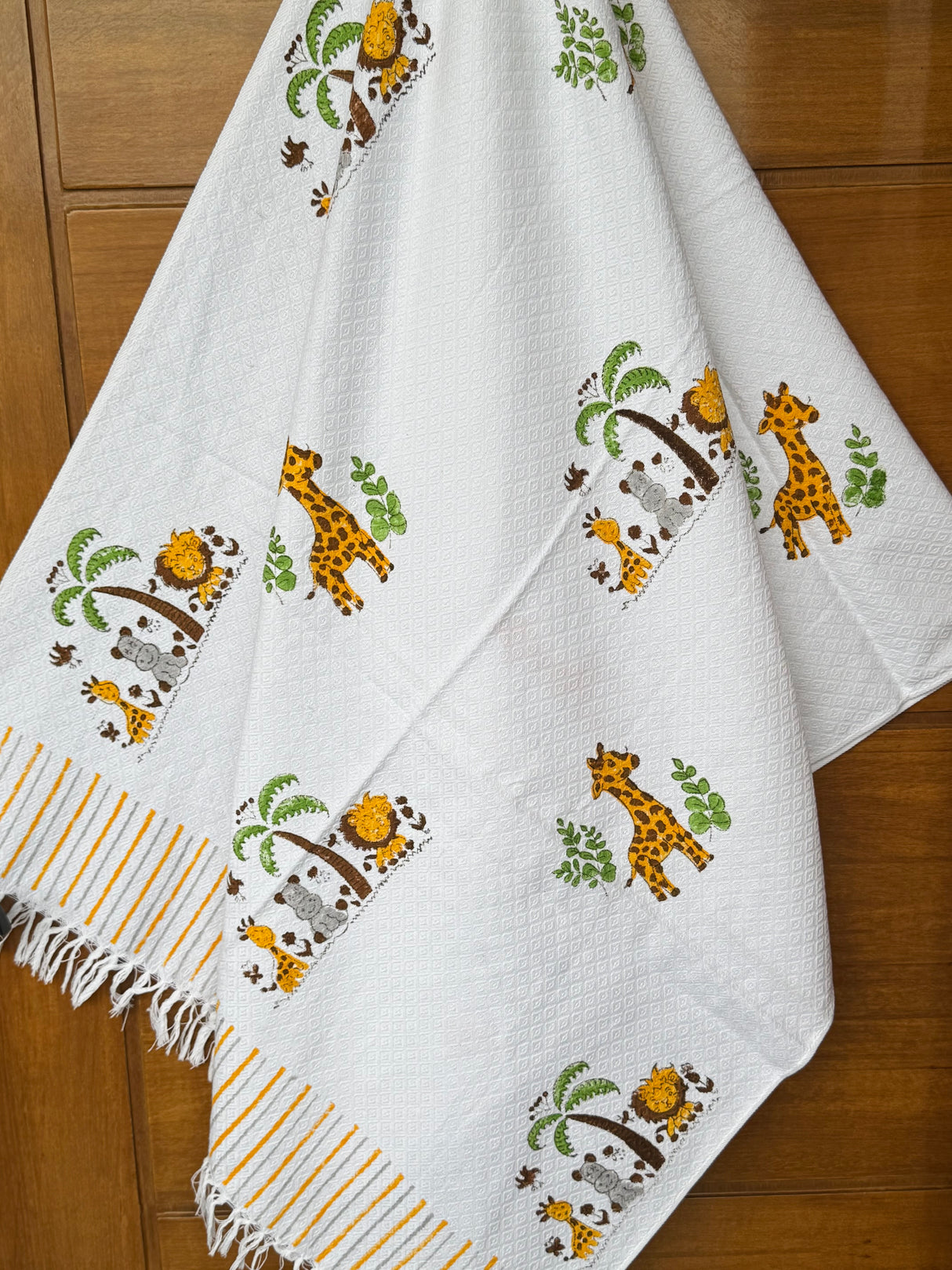 Cute Giraffe Blockprint Kids Towel – Cotton Jacquard Weave