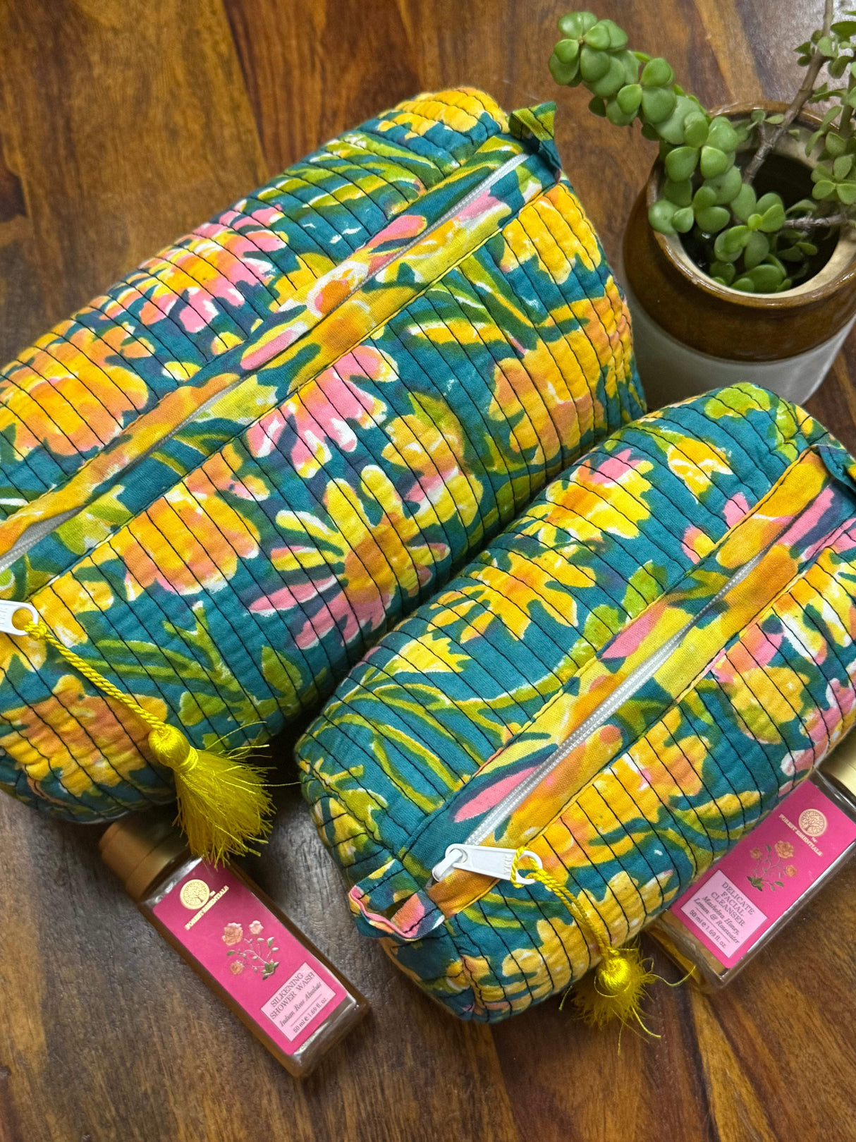 Beautiful Set of 2 Pouches (medium and small)