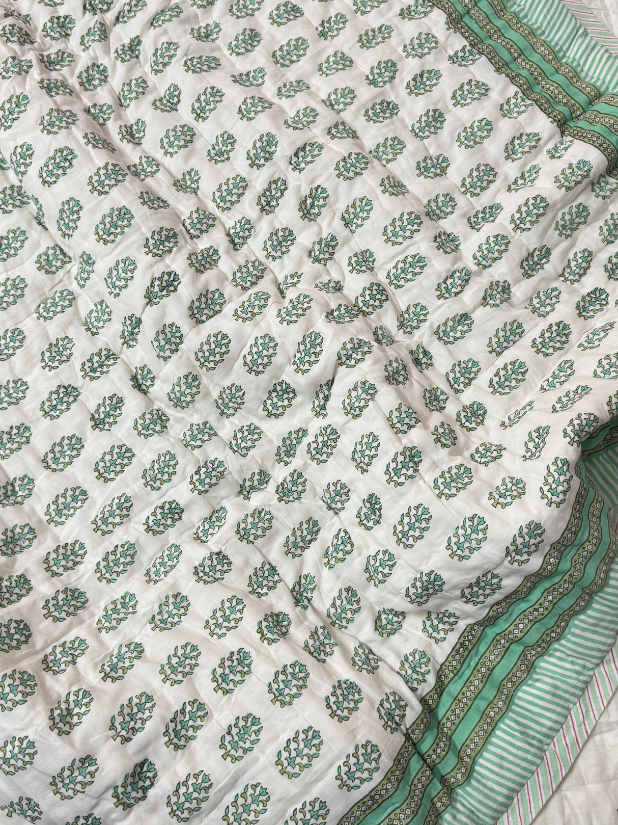 Blockprint Bedsheet & Quilt Set