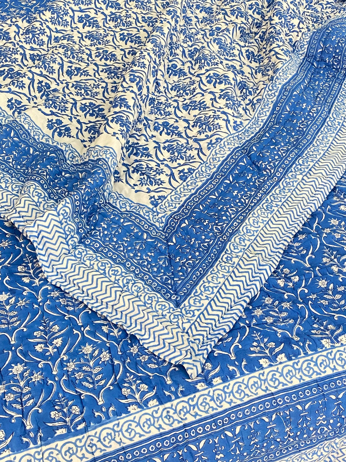 Blue Handblock Printed Bedsheet & Quilt Set