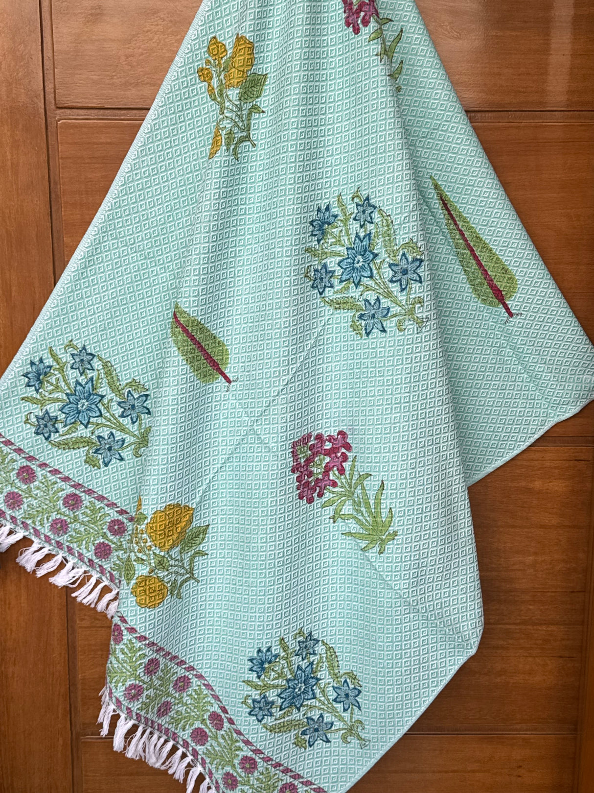 Elegant Green Blockprint Soft Cotton Towel– Cotton Jacquard Weave