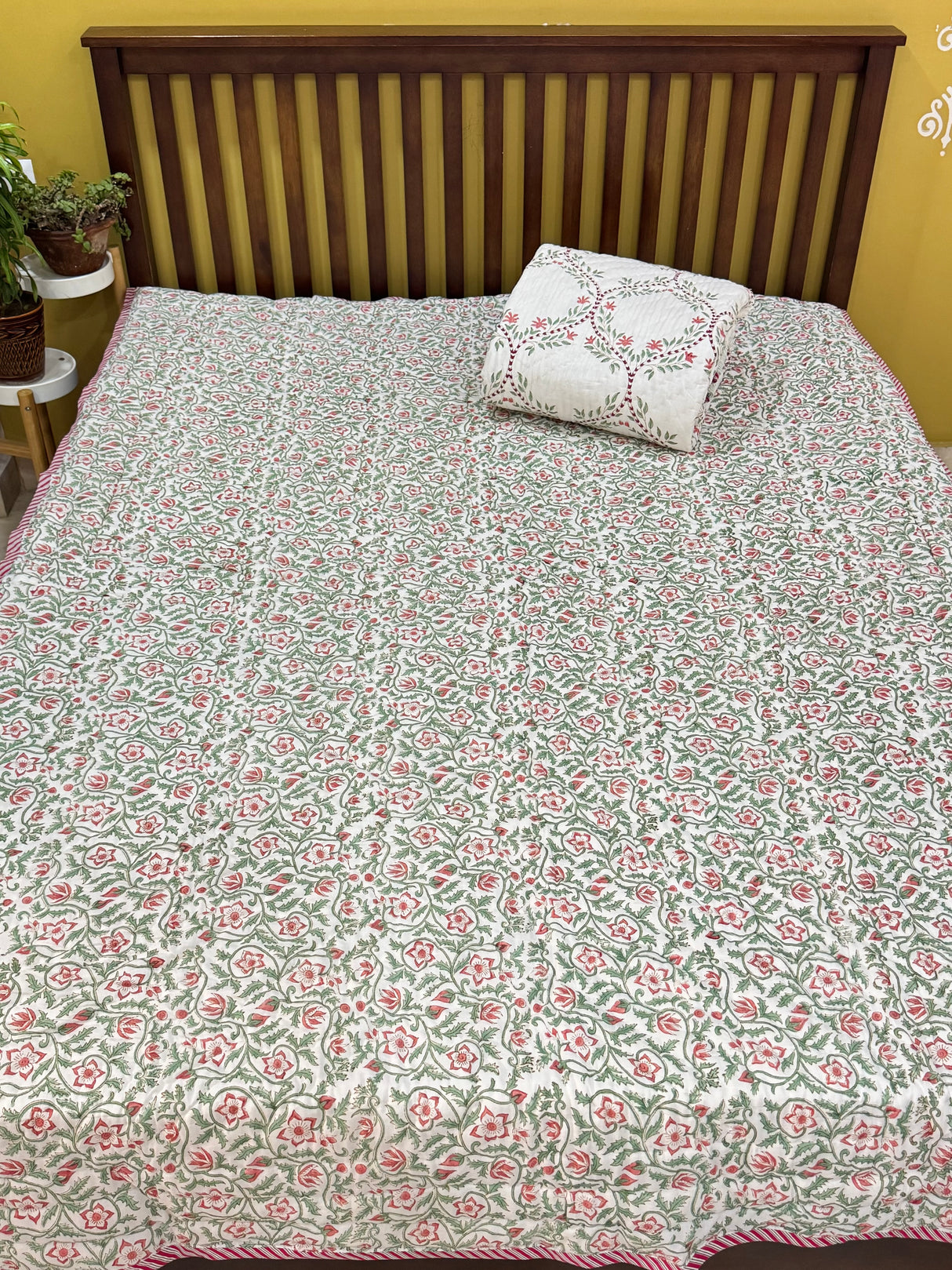 Blockprint Mulmul Reversible Quilt