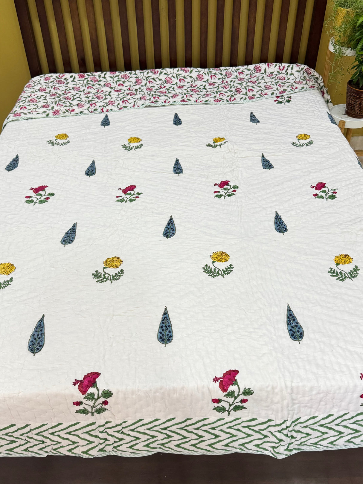 Blockprint Mulmul Reversible Quilt