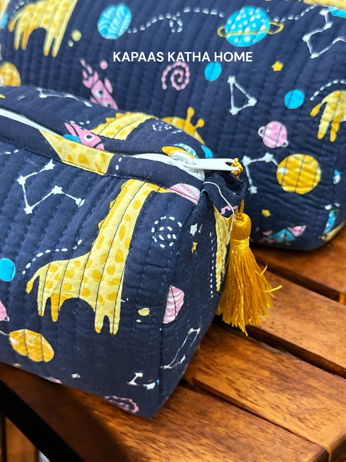 Blue Giraffe Set of 2 Pouches (medium and small)