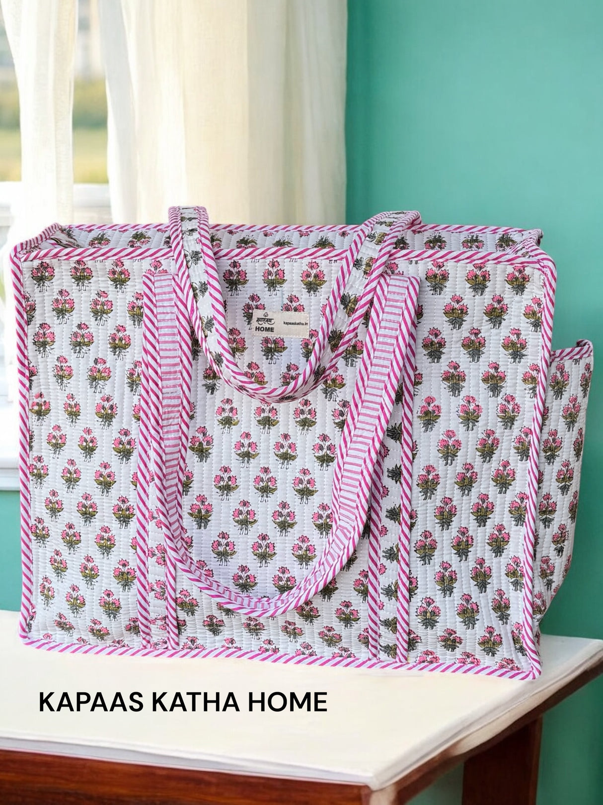Pink Flowers Tote Bag (with Zip Closure)