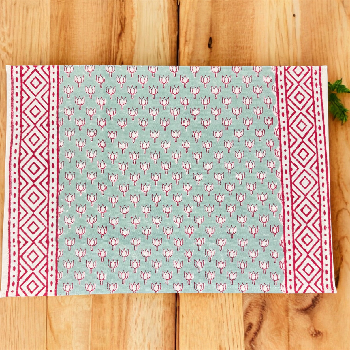 Blockprint Table Runner, Mats & Napkins Set- 6 Seater
