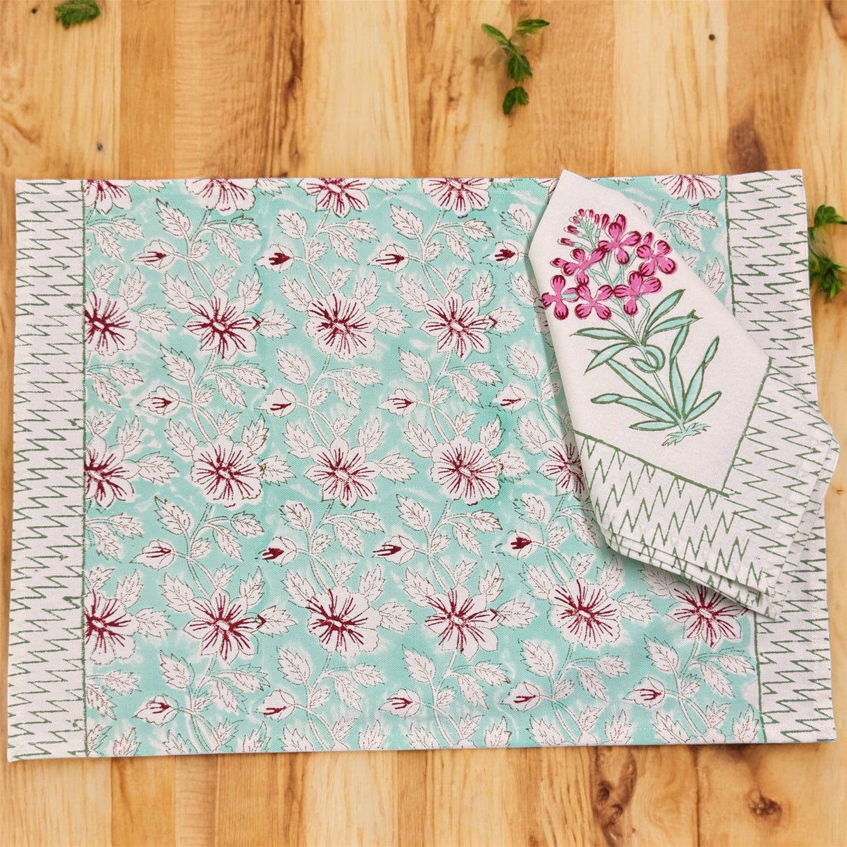 Blockprint Table Runner, Mat & Napkin Set- 6 Seater