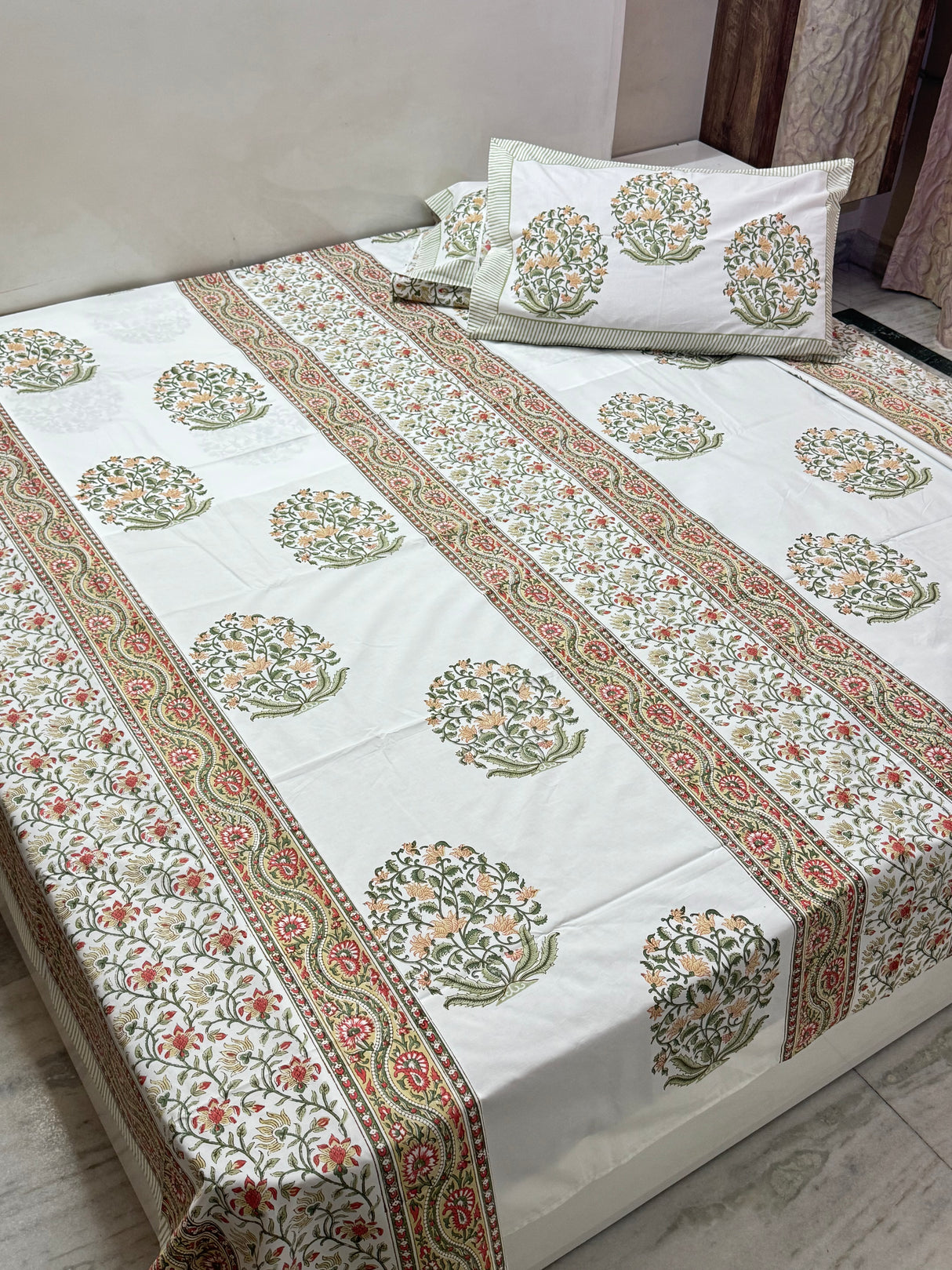 Blockprint Bedsheet & Quilt Set