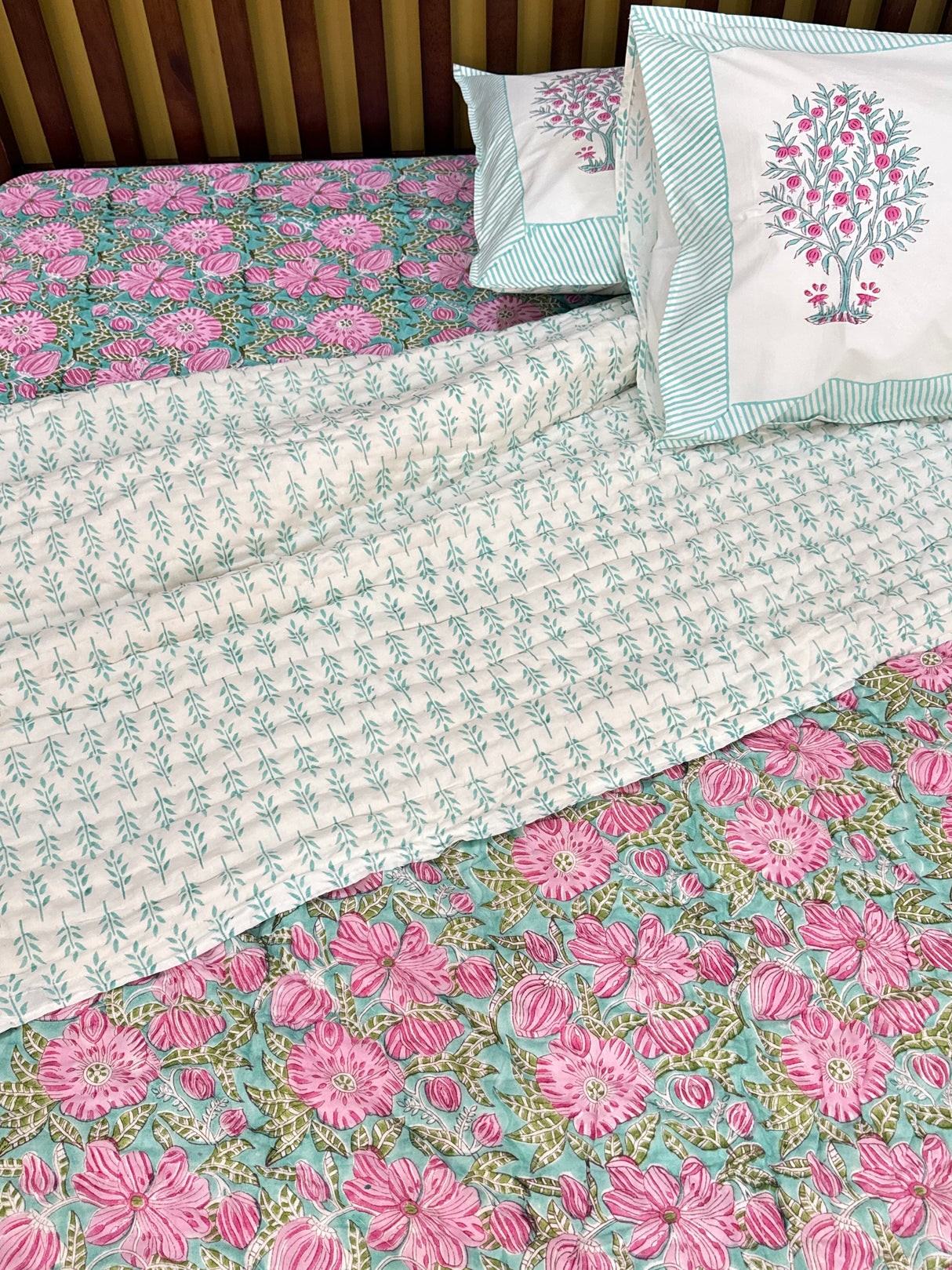 Blockprint Bedsheet & Quilt Set