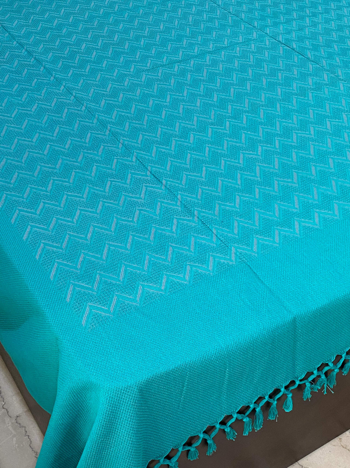 Pure Cotton REVERSIBLE Bedspread with 2 Pillow Cases