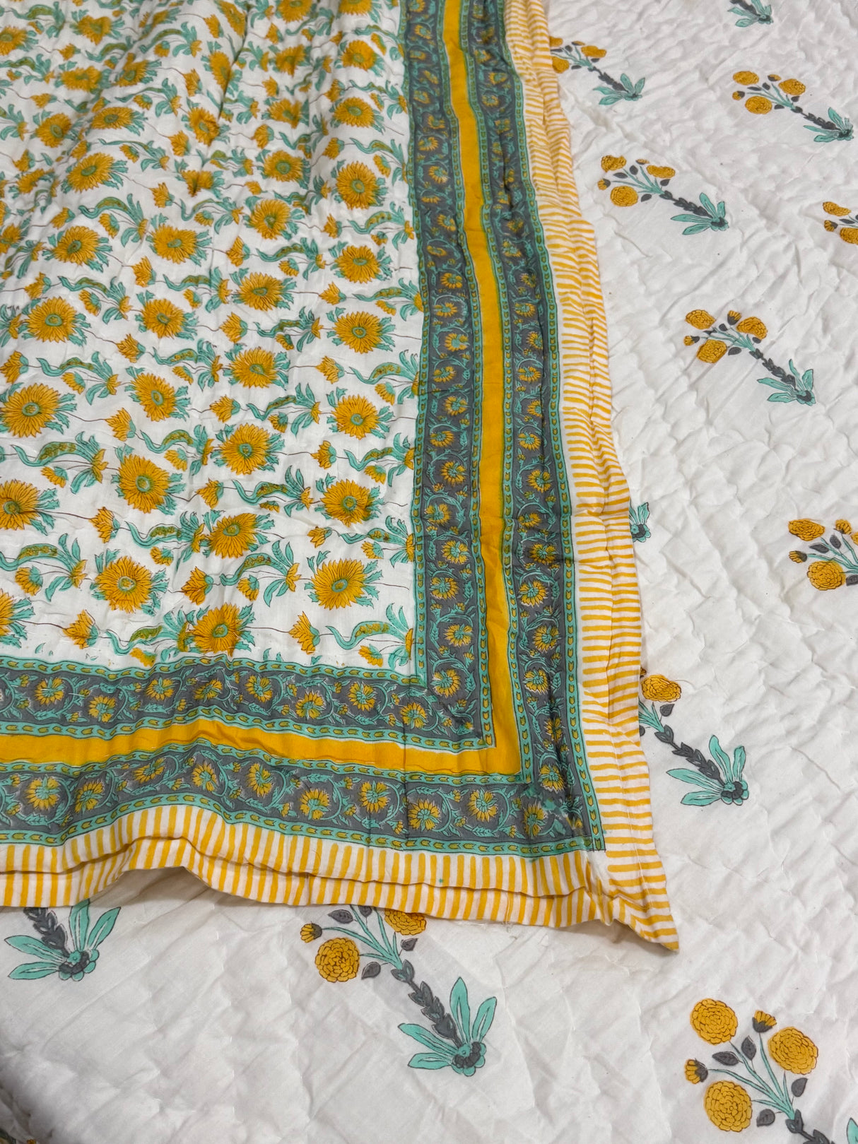 Blockprint Mulmul Reversible Quilt