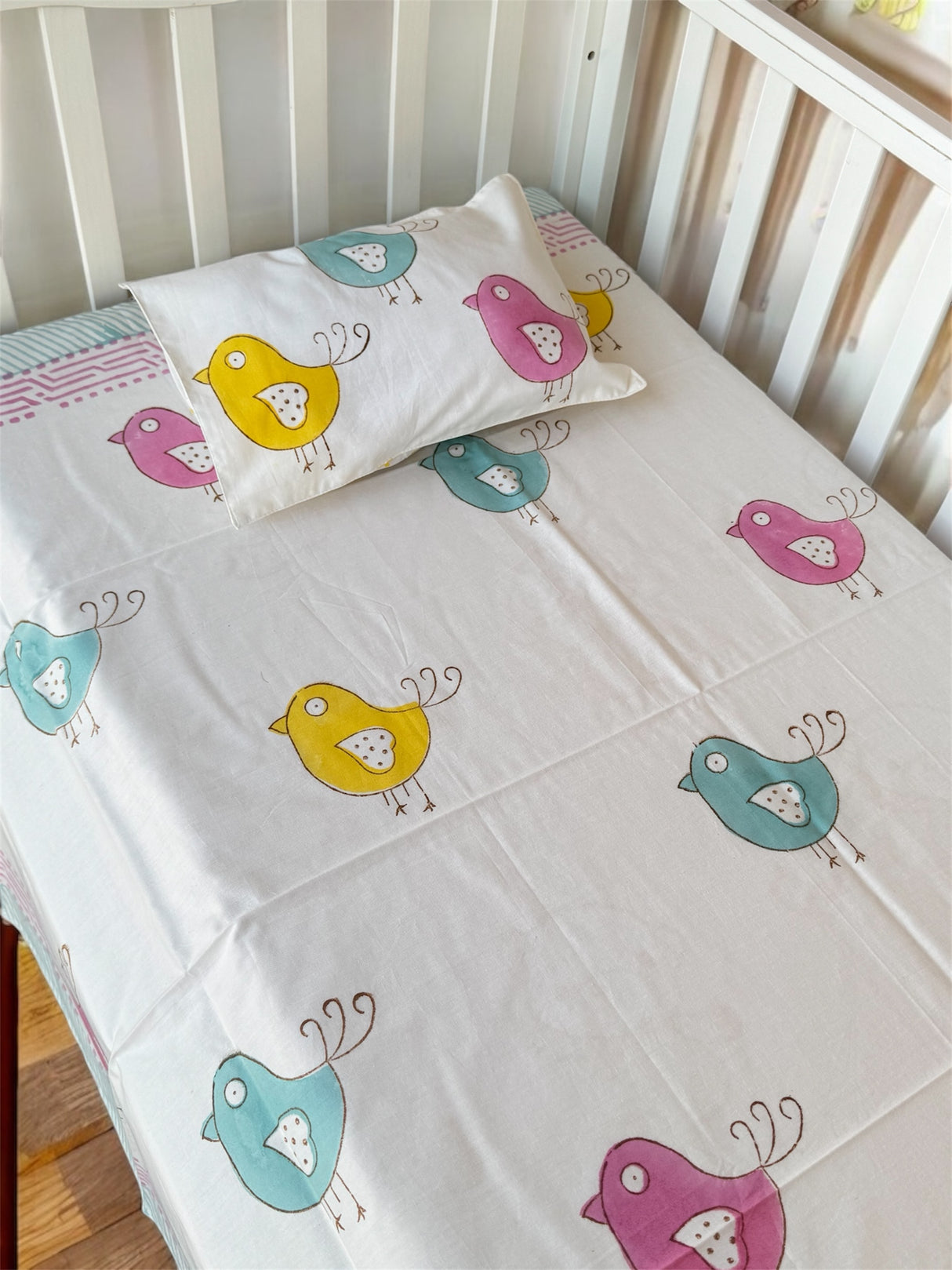 Cute Birds Blockprint Cot/Crib Sheet (60-40 inches)