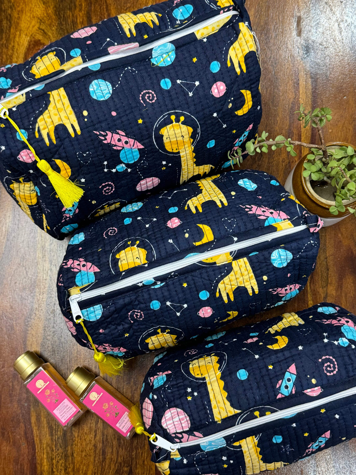 Set of 3 Multipurpose Pouch (large, medium and small)