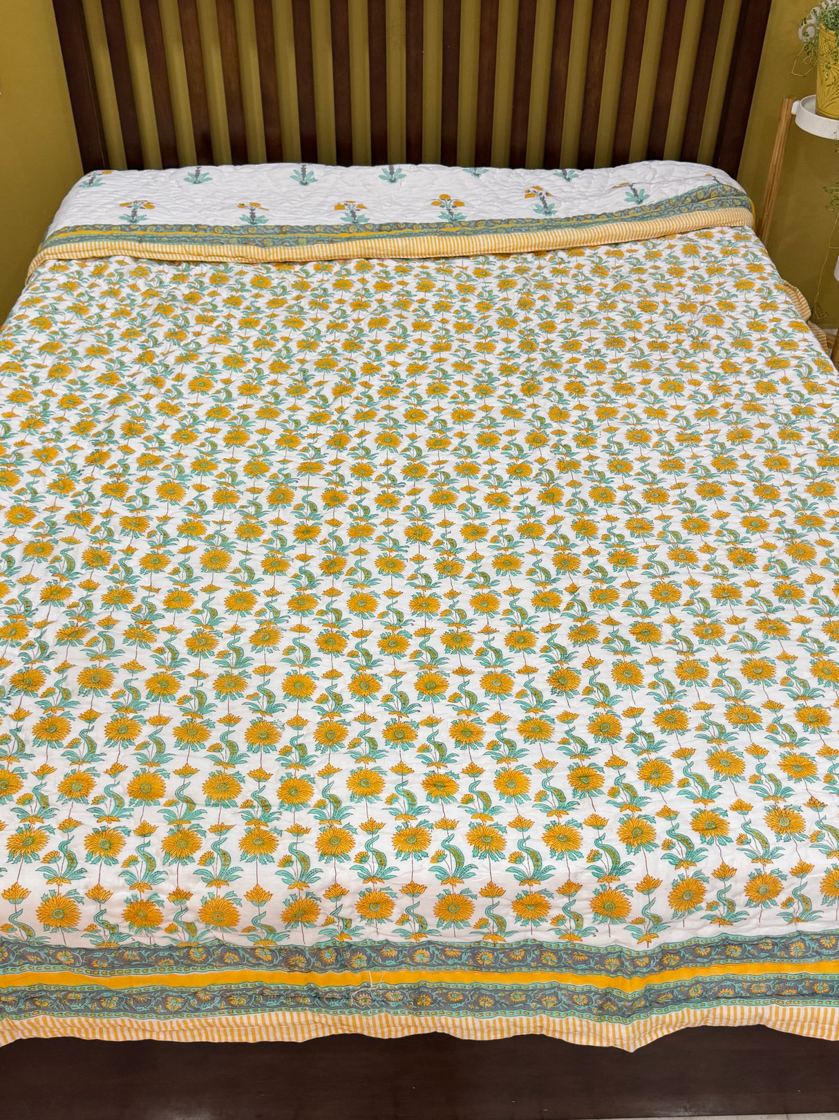 Blockprint Mulmul Reversible Quilt