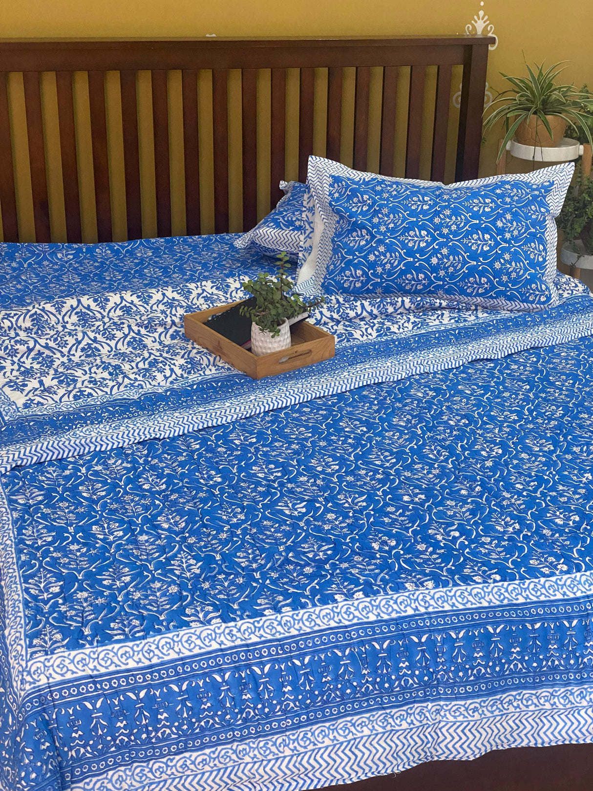 Blue Handblock Printed Bedsheet & Quilt Set