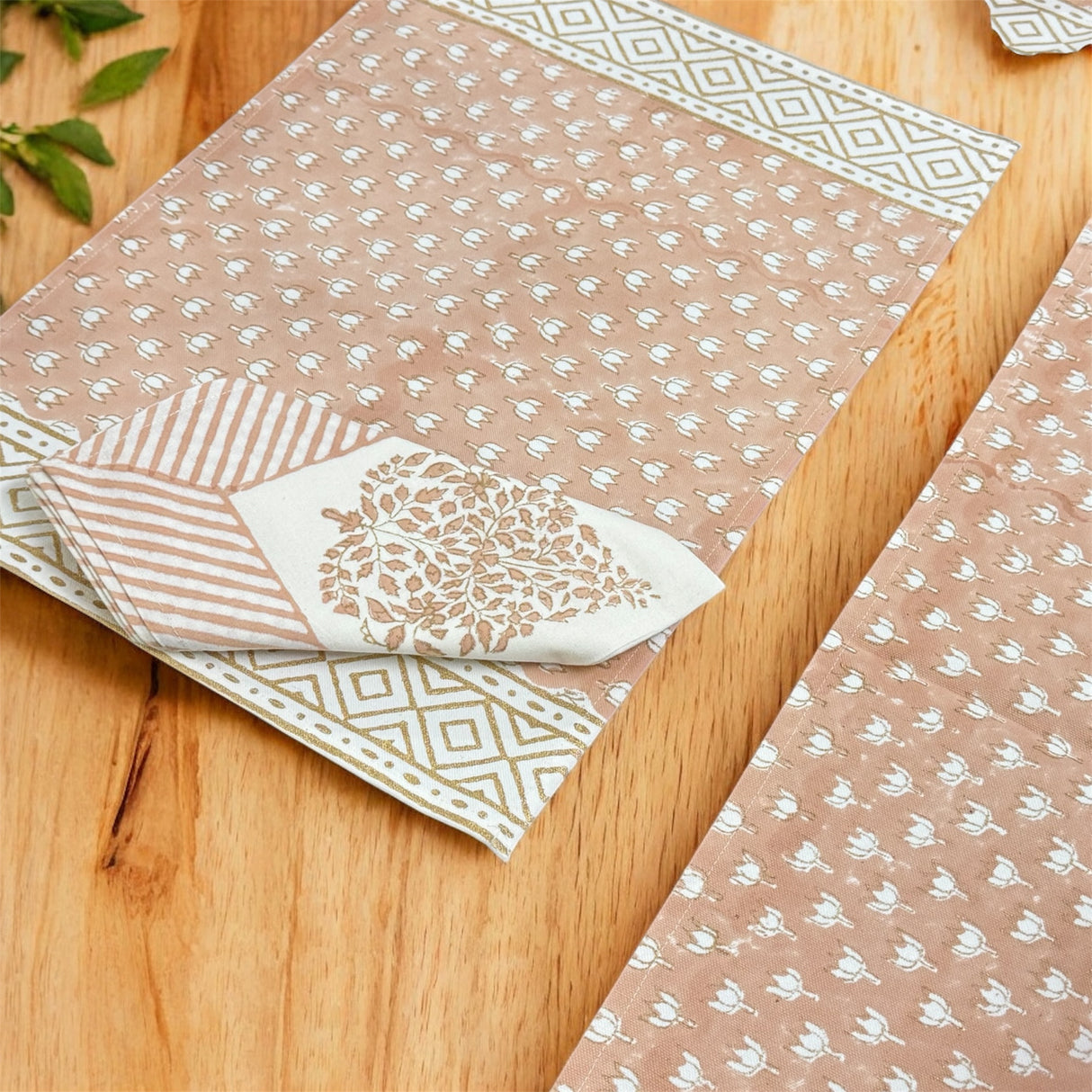 Blockprint Table Runner, Mats & Napkins Set- 6 Seater