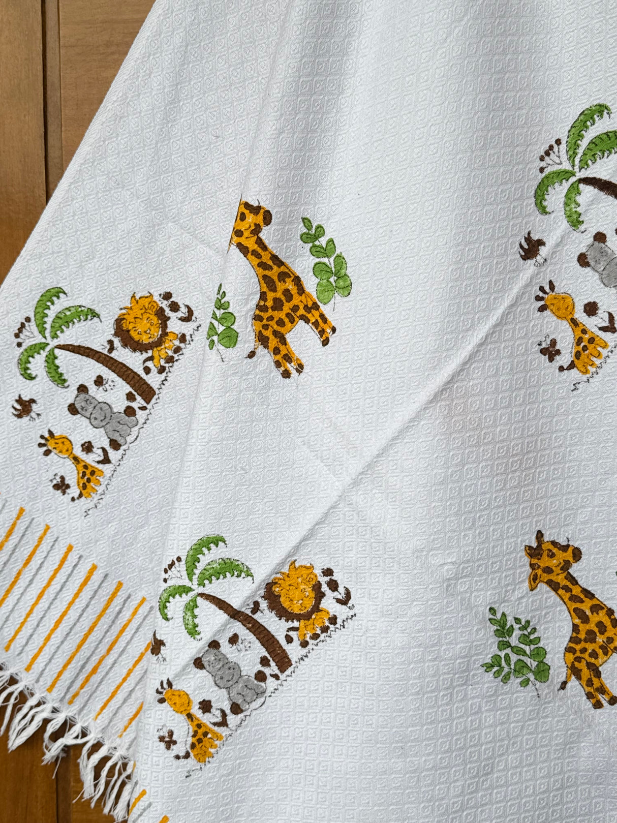 Cute Giraffe Blockprint Kids Towel – Cotton Jacquard Weave
