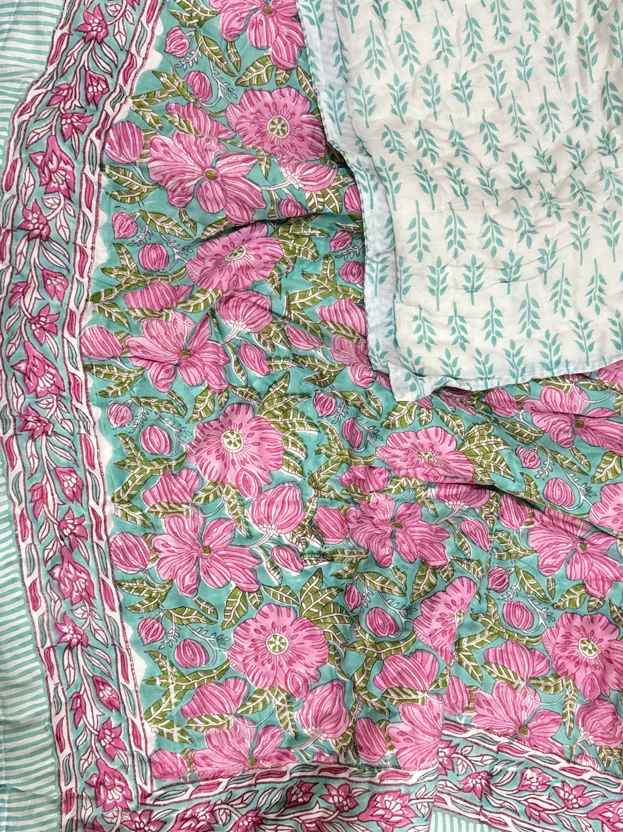 Blockprint Bedsheet & Quilt Set