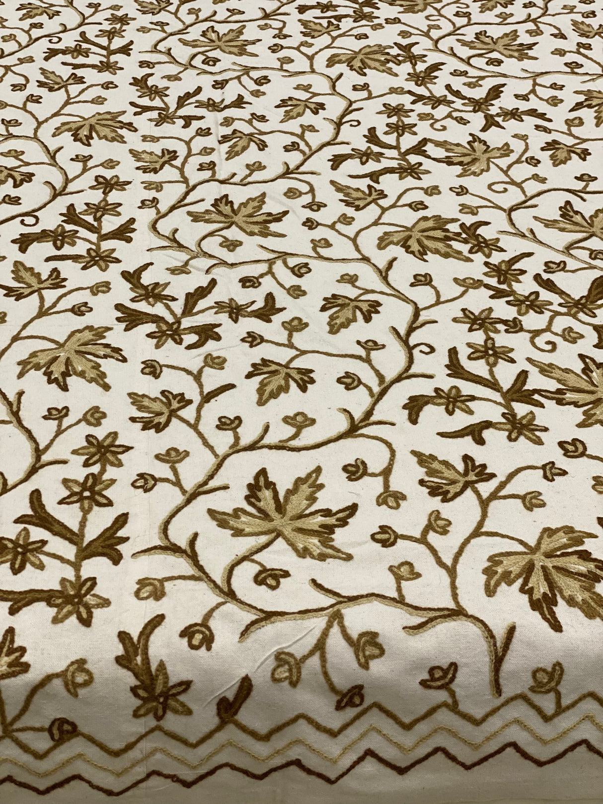 Kashmiri Embroidery Cotton Bedcover