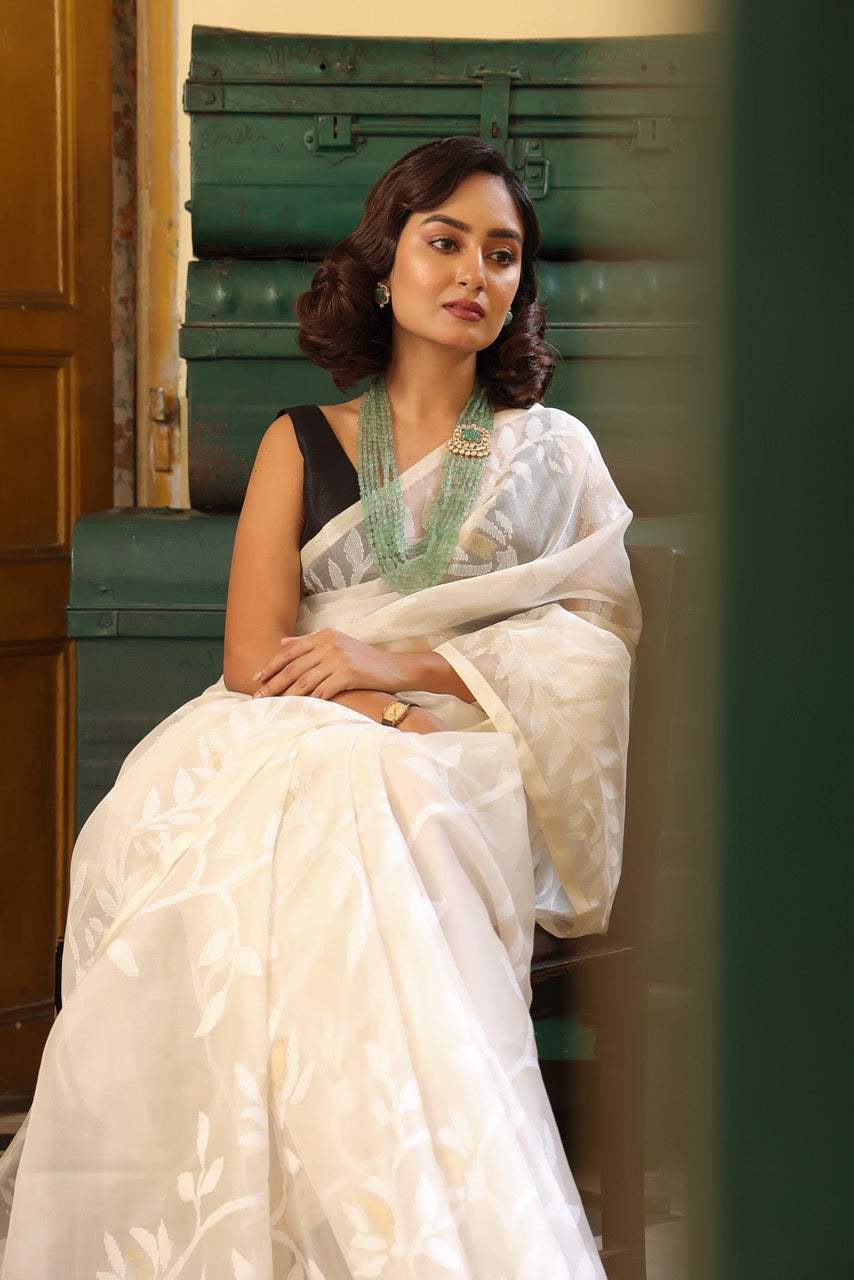 Super Exclusive Cream Colour Handloom Muslin Silk Saree with Jamdani weaving