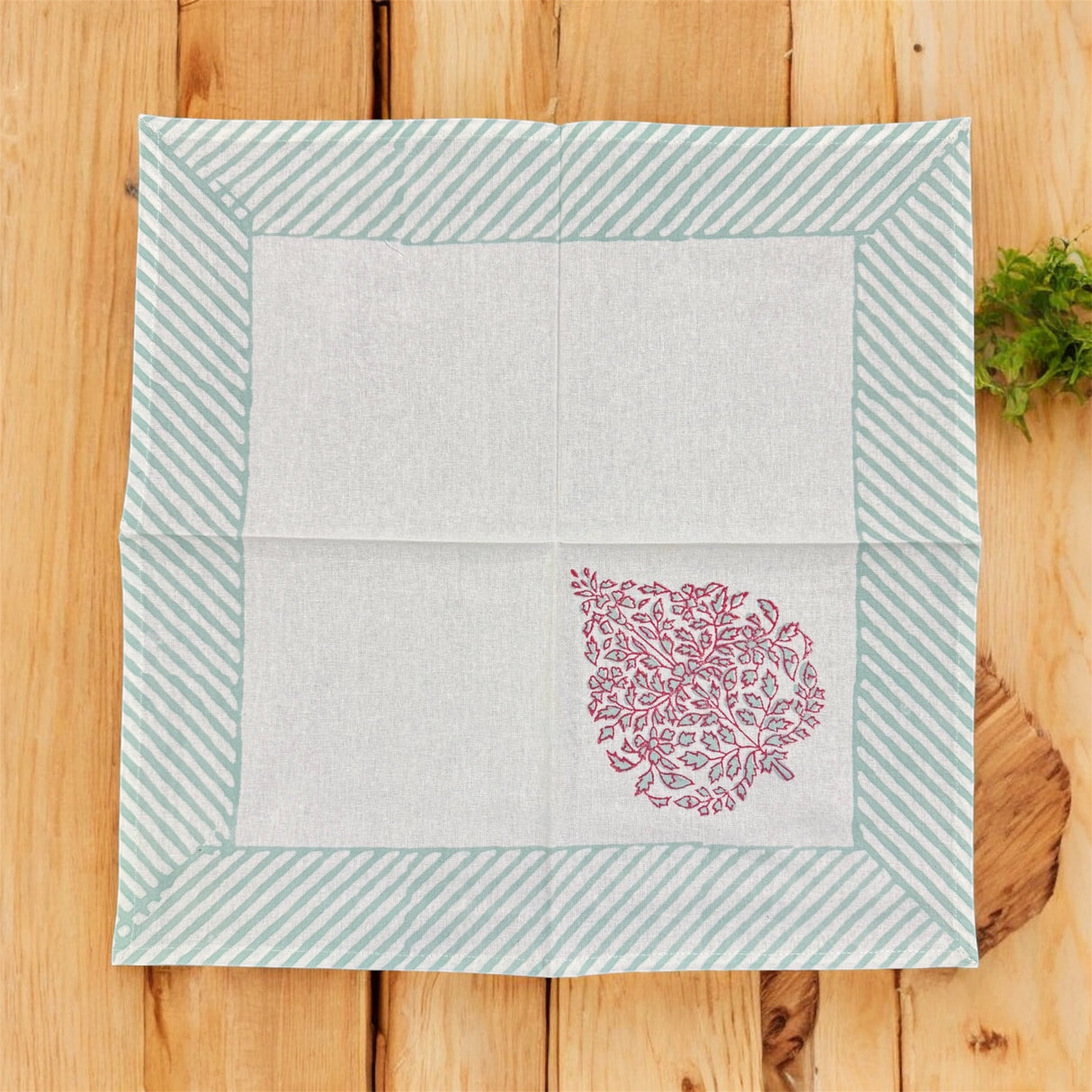 Blockprint Table Runner, Mats & Napkins Set- 6 Seater