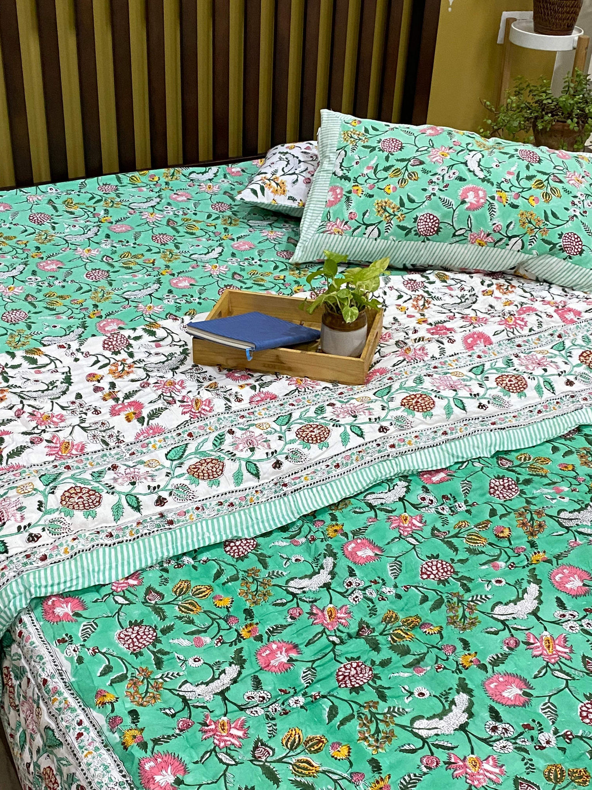 Green Floral Print Cotton Blockprint Bedsheet & Quilt Set