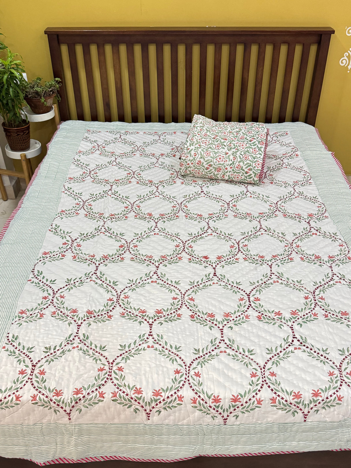 Blockprint Mulmul Reversible Quilt