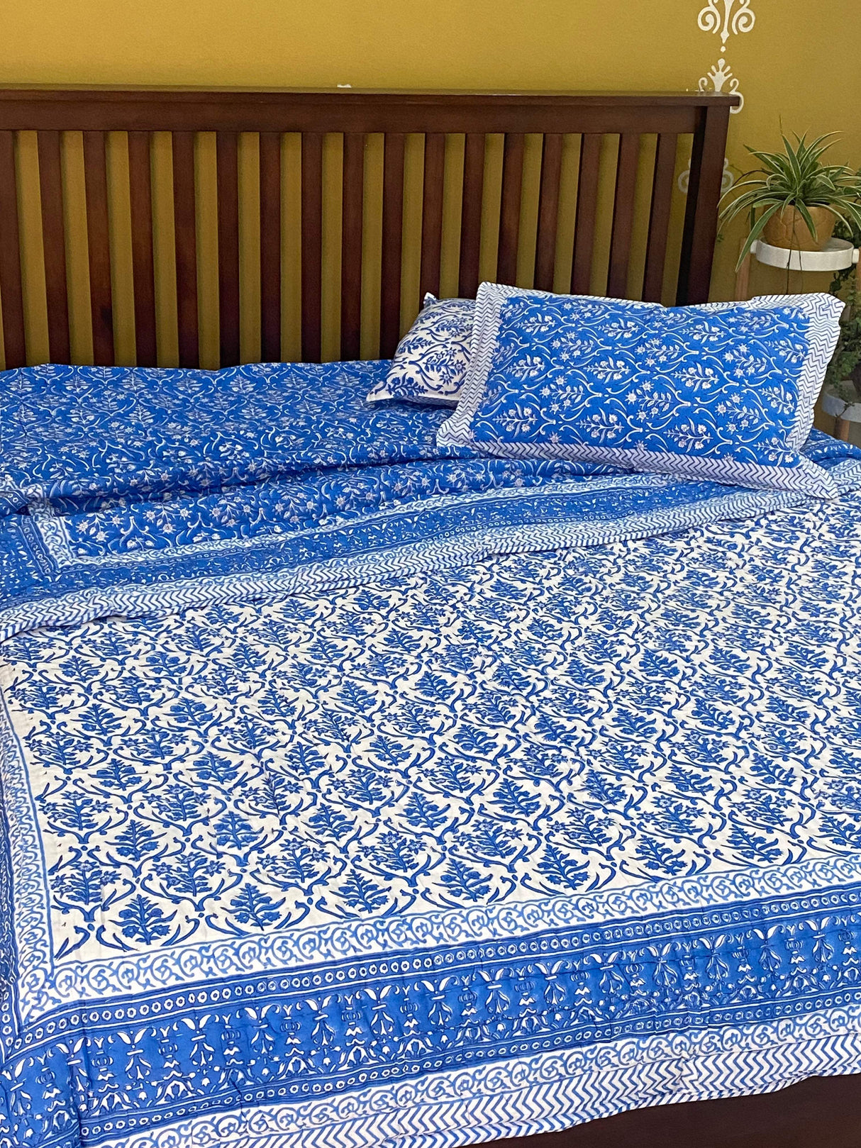 Blue Handblock Printed Bedsheet & Quilt Set