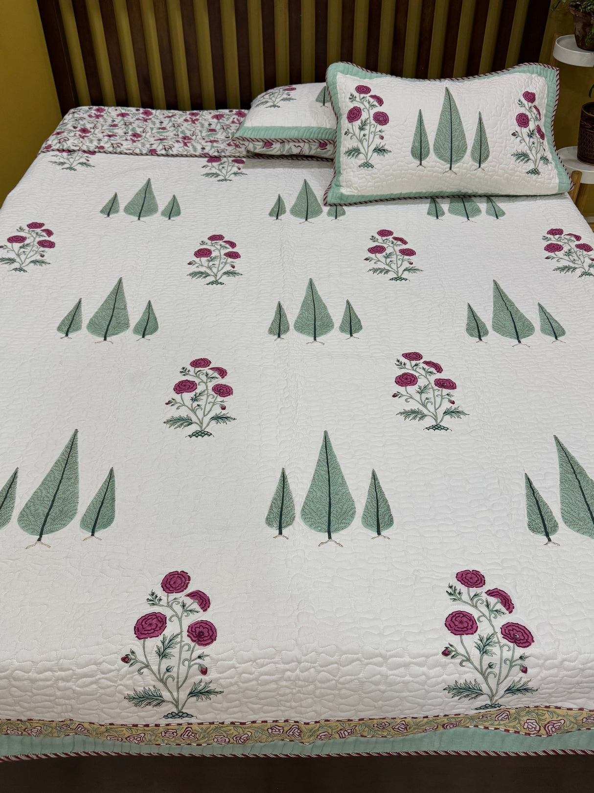 KING Size Quilted Blockprint REVERSIBLE Mulmul Bedcover (108*108 inches)