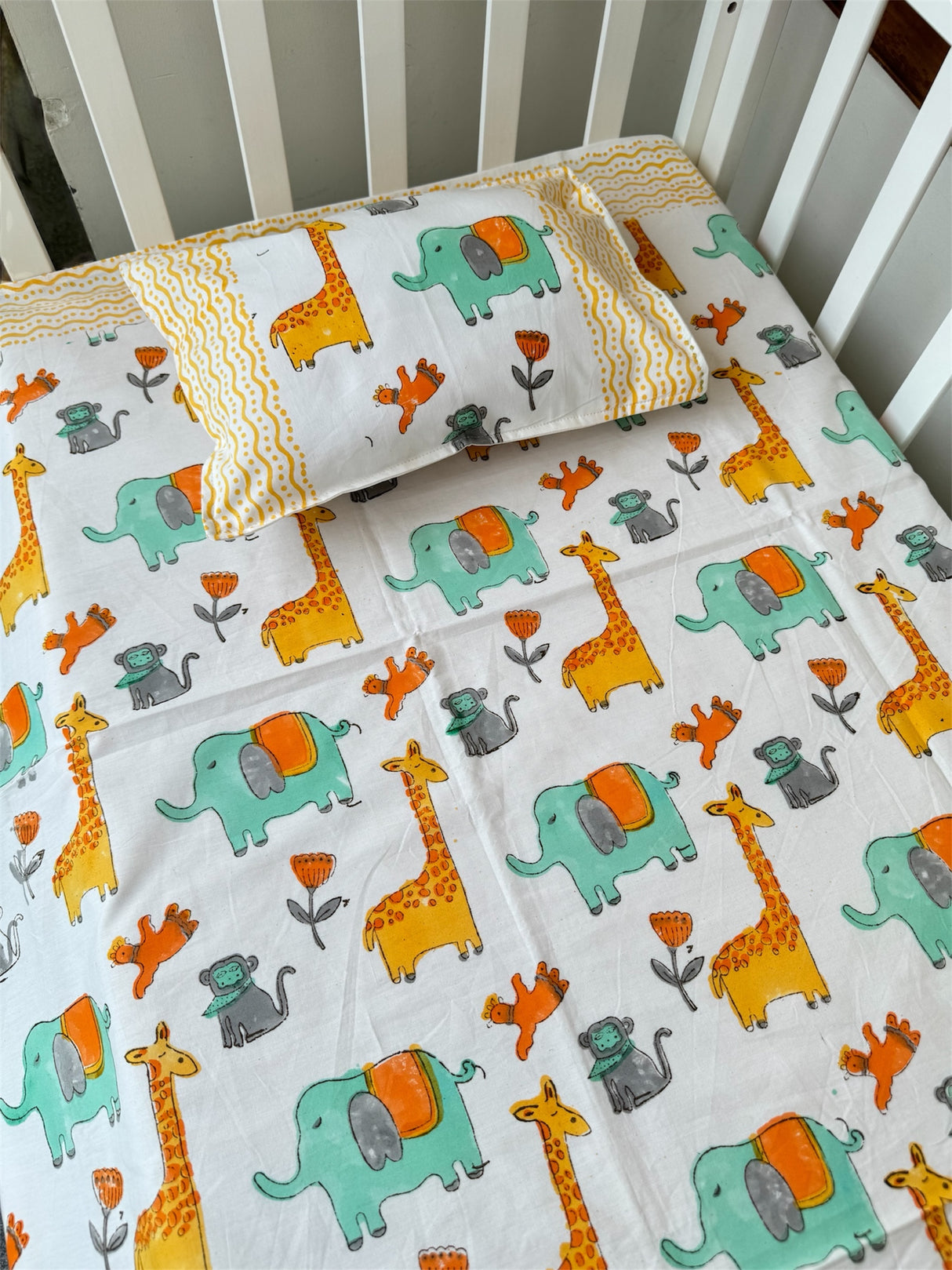 Adorable Giraffe Elephant- Baby Cot Bedding (cot sheet, dohar, pillowcase)