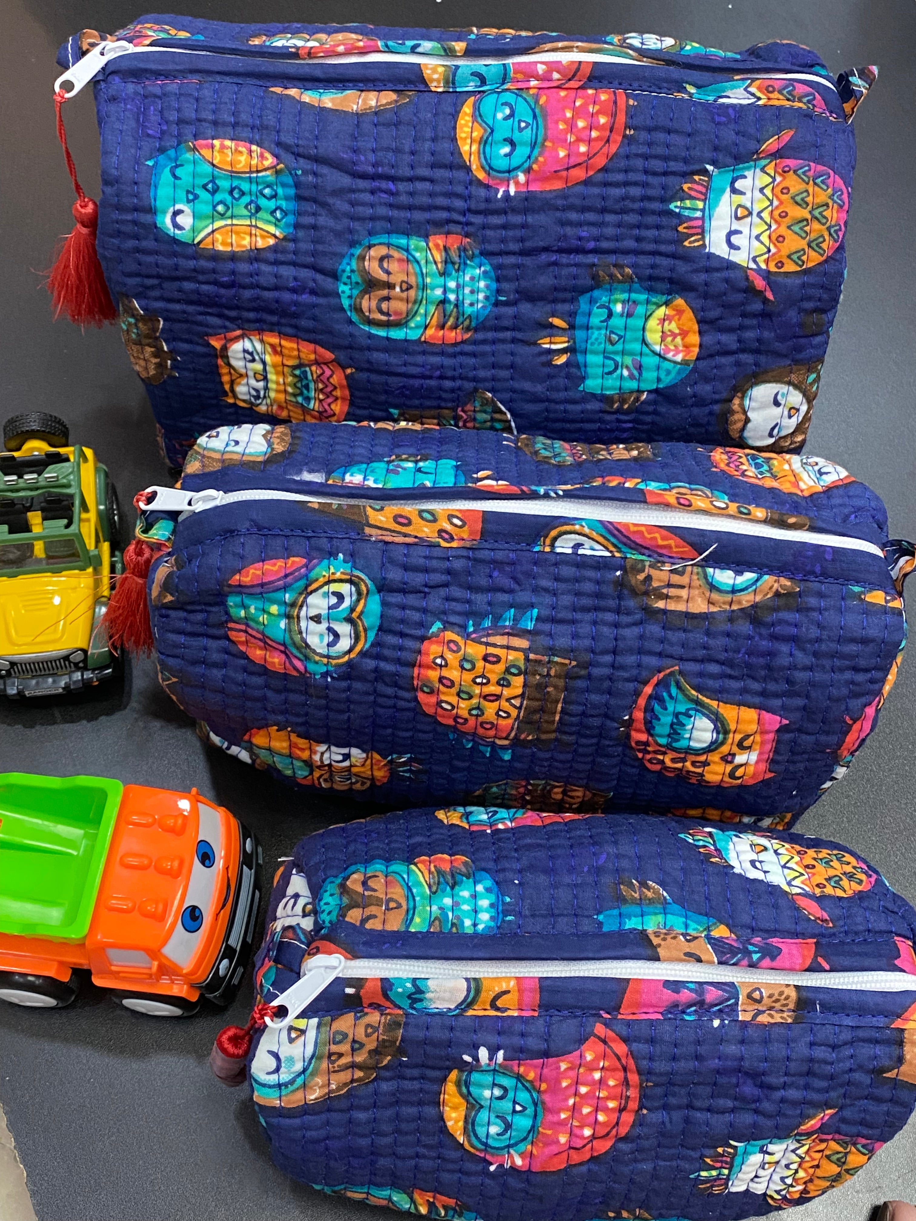 Set of 3 Multipurpose Pouch (large, medium and small)