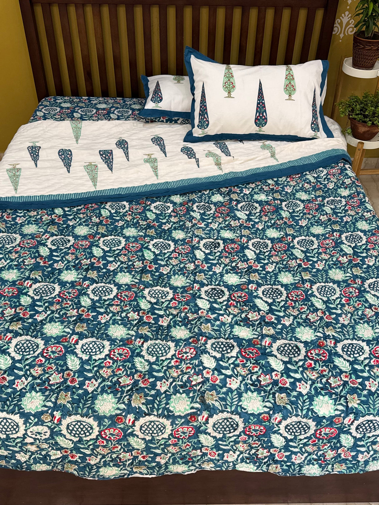 HandBlock Printed Mulmul Reversible Quilt
