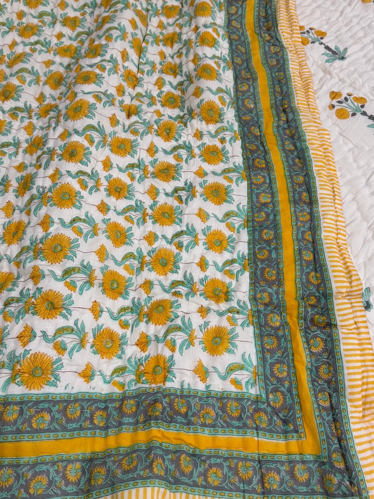 Blockprint Mulmul Reversible Quilt