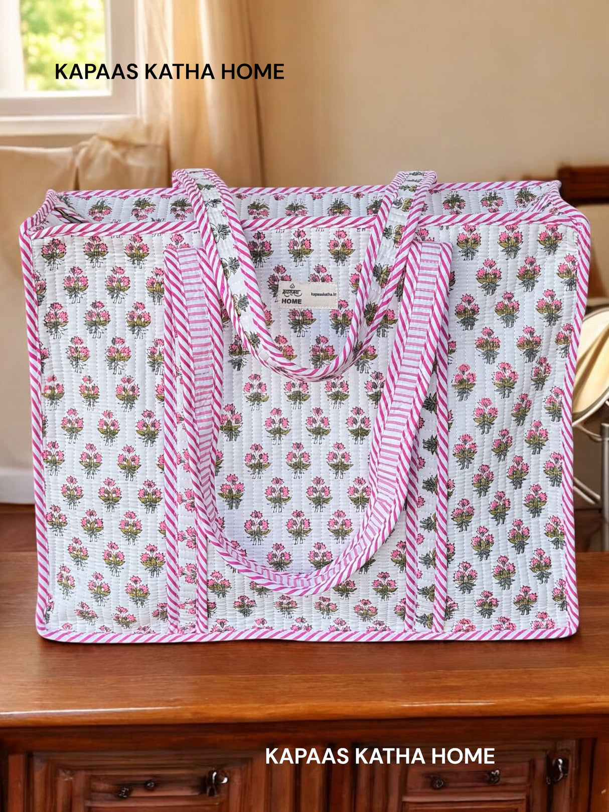 Pink Flowers Tote Bag (with Zip Closure)