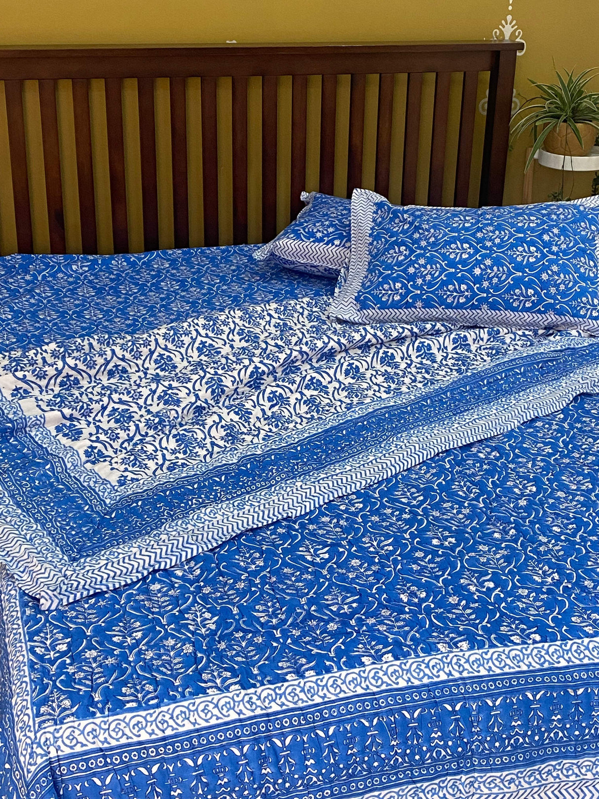 Blue Handblock Printed Bedsheet & Quilt Set