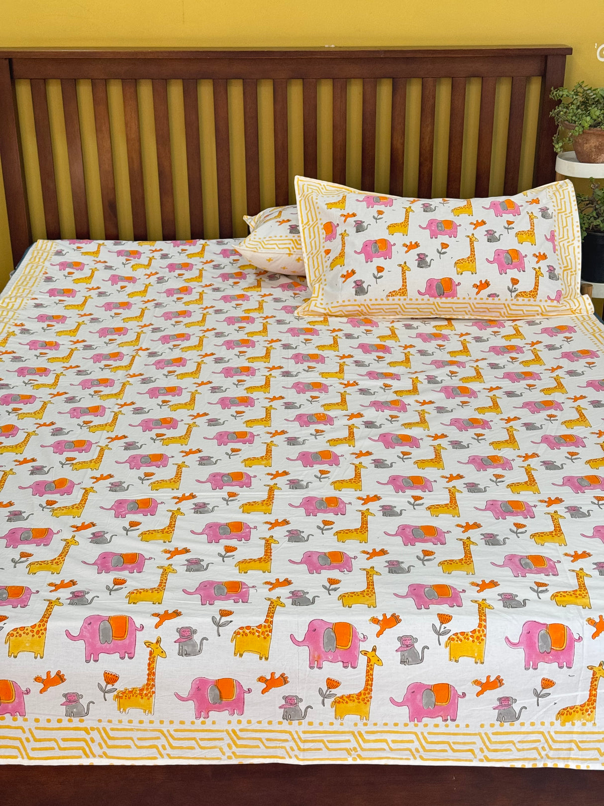 Giraffe Elephant Handblock Printed Kids Cotton Bedsheet
