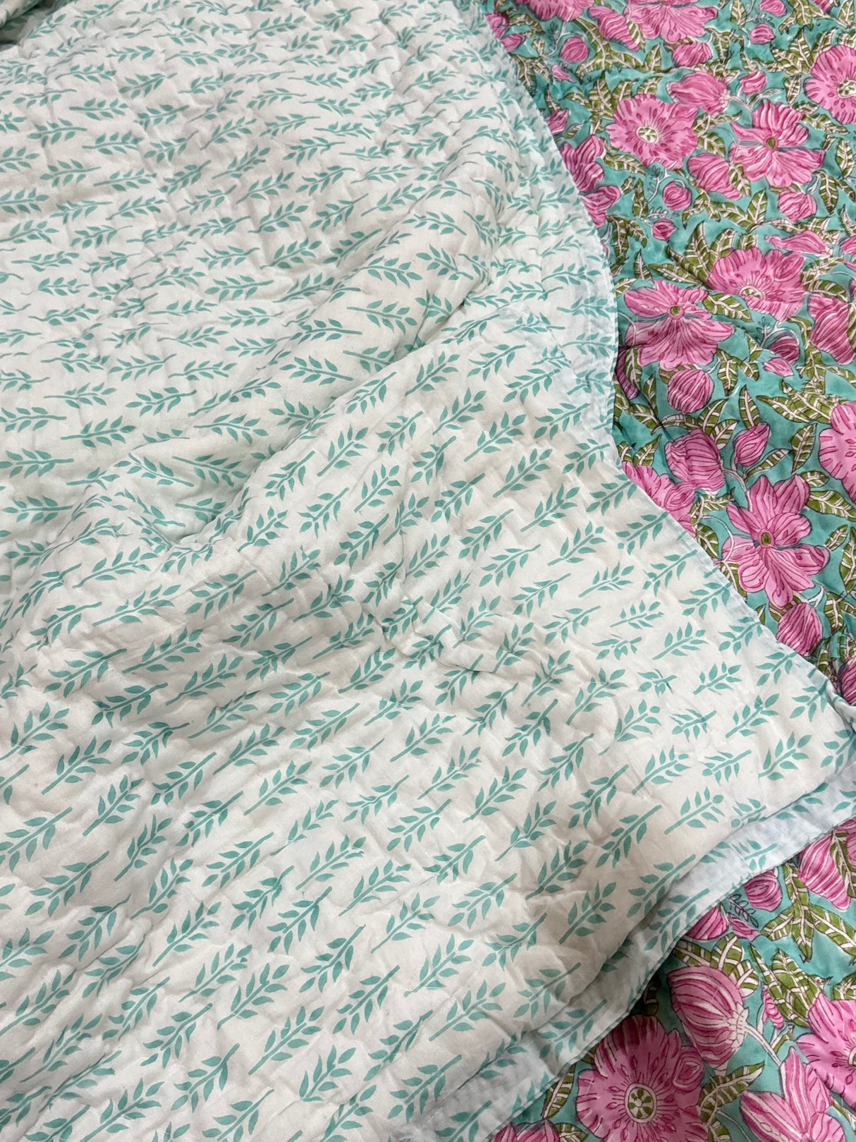Blockprint Bedsheet & Quilt Set