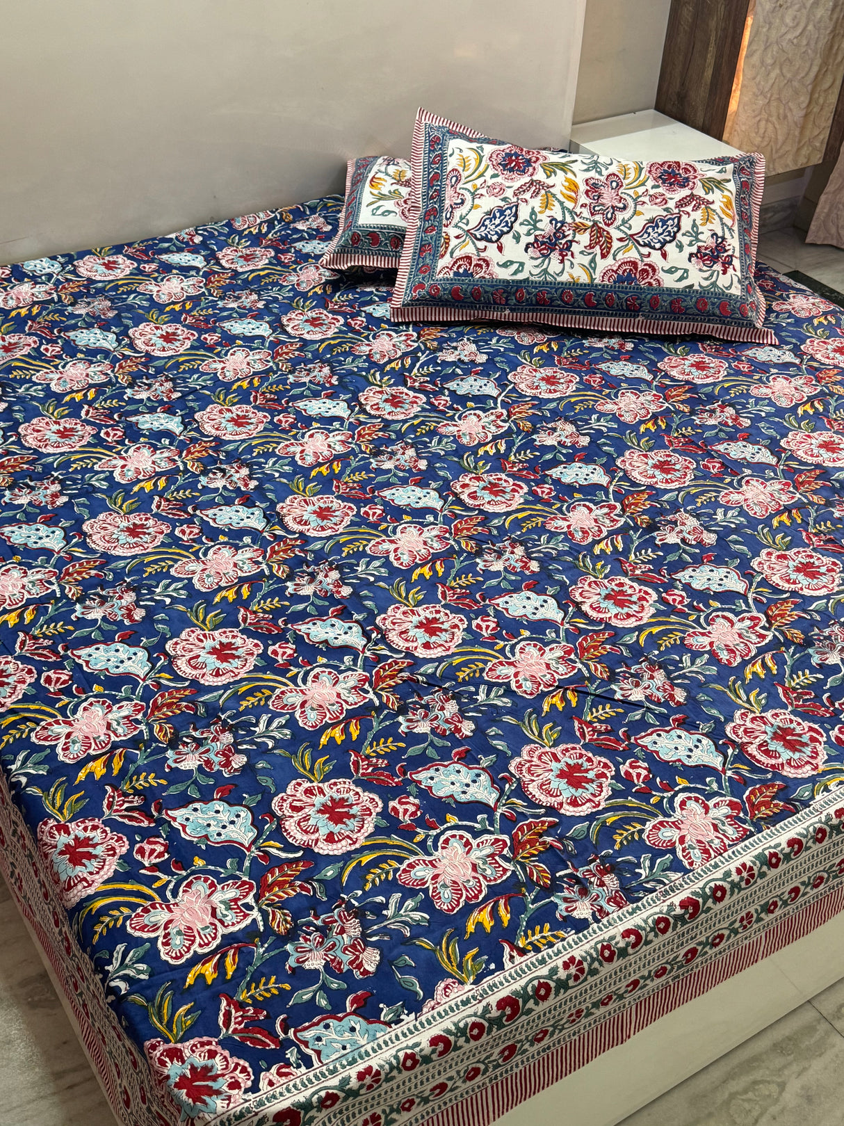 Blockprint Bedsheet & Quilt Set
