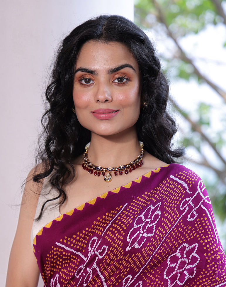 Noor-e-Raat - Handcrafted 92.5 Silver Red and Blue Meenakari Hasli with Earrings