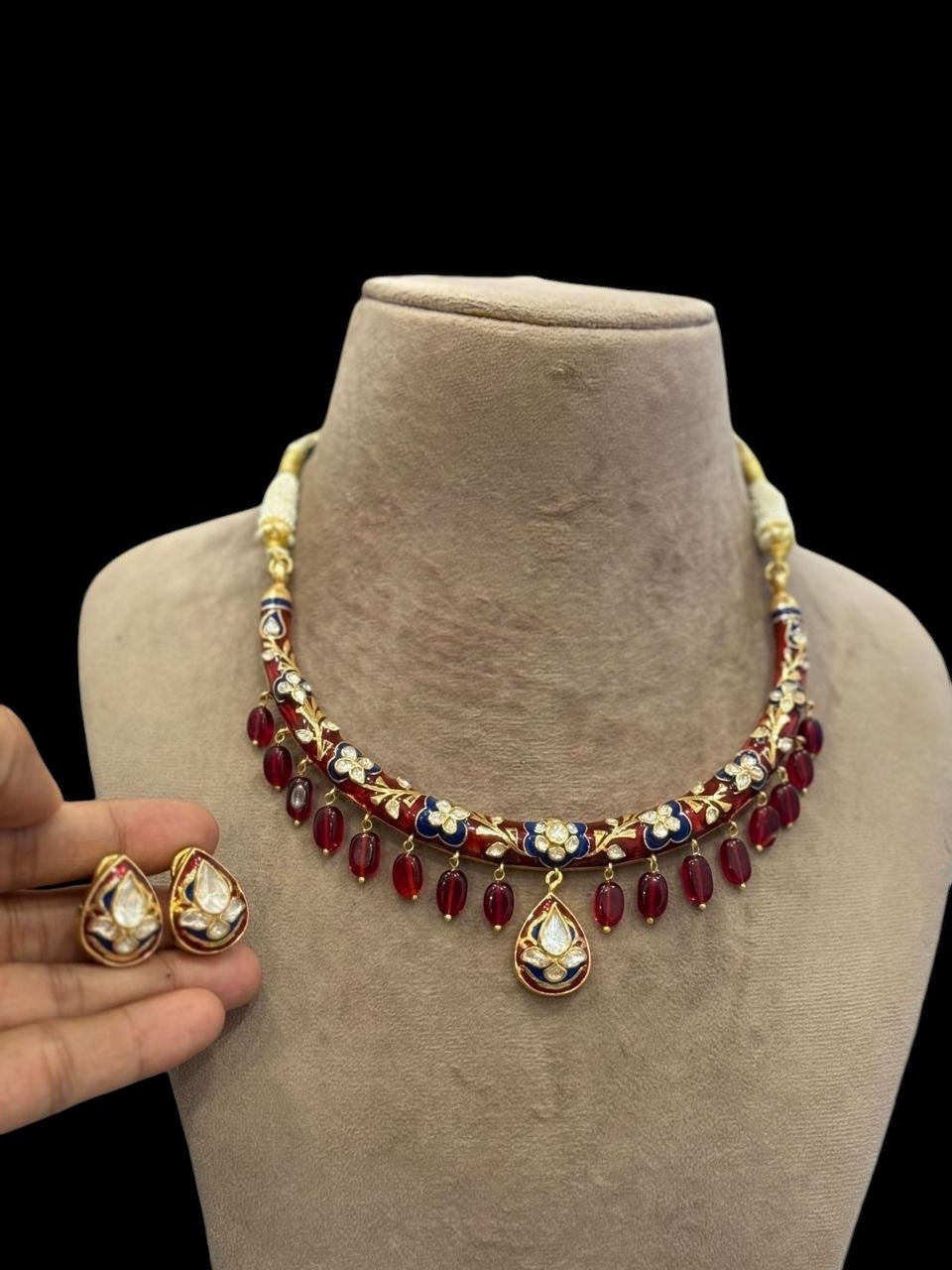 Noor-e-Raat - Handcrafted 92.5 Silver Red and Blue Meenakari Hasli with Earrings