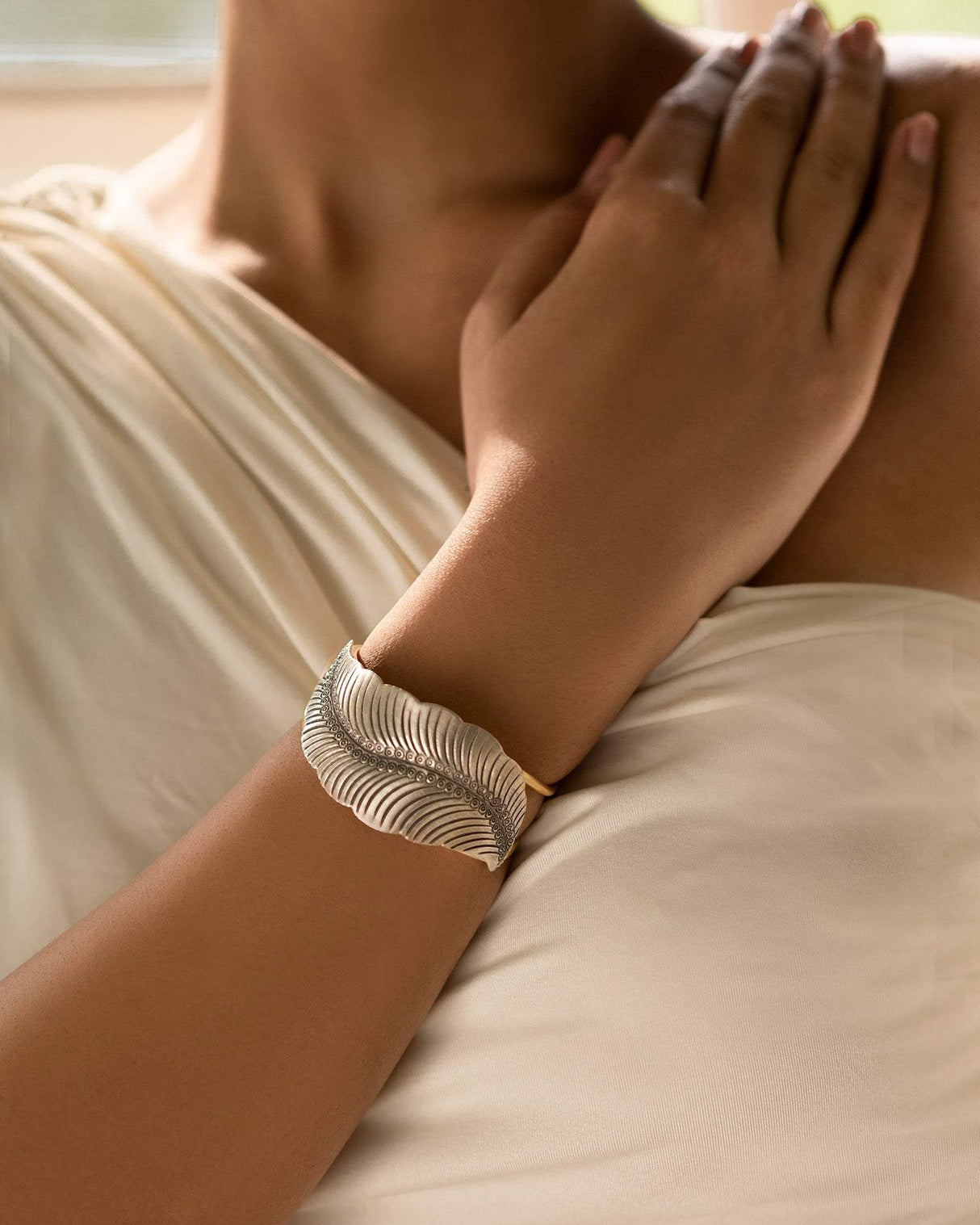 Nature Inspired Two Tone 925 Silver handcuff