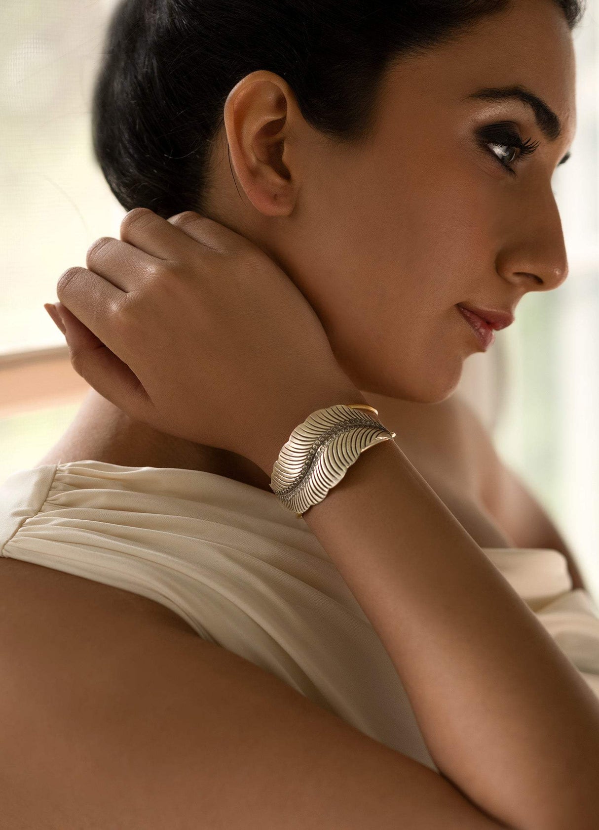 Nature Inspired Two Tone 925 Silver handcuff