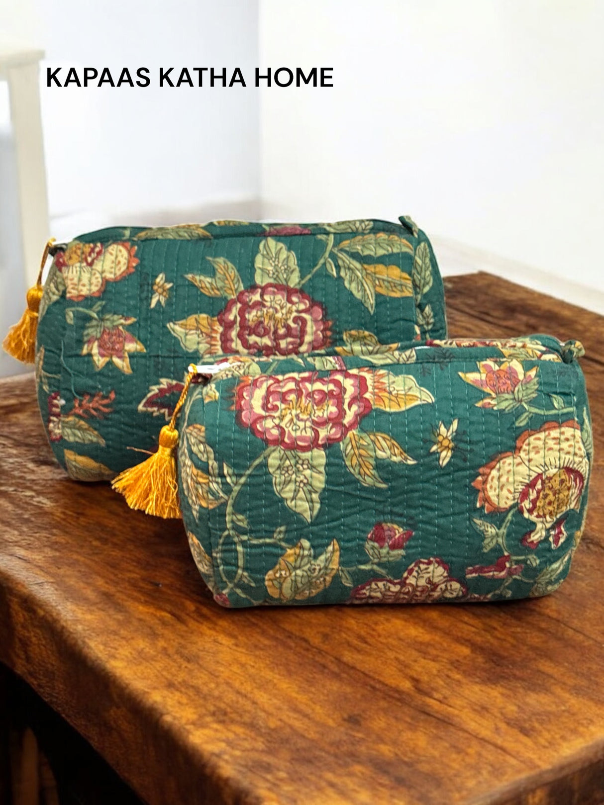 Green Floral Set of 2 Pouches (medium and small)