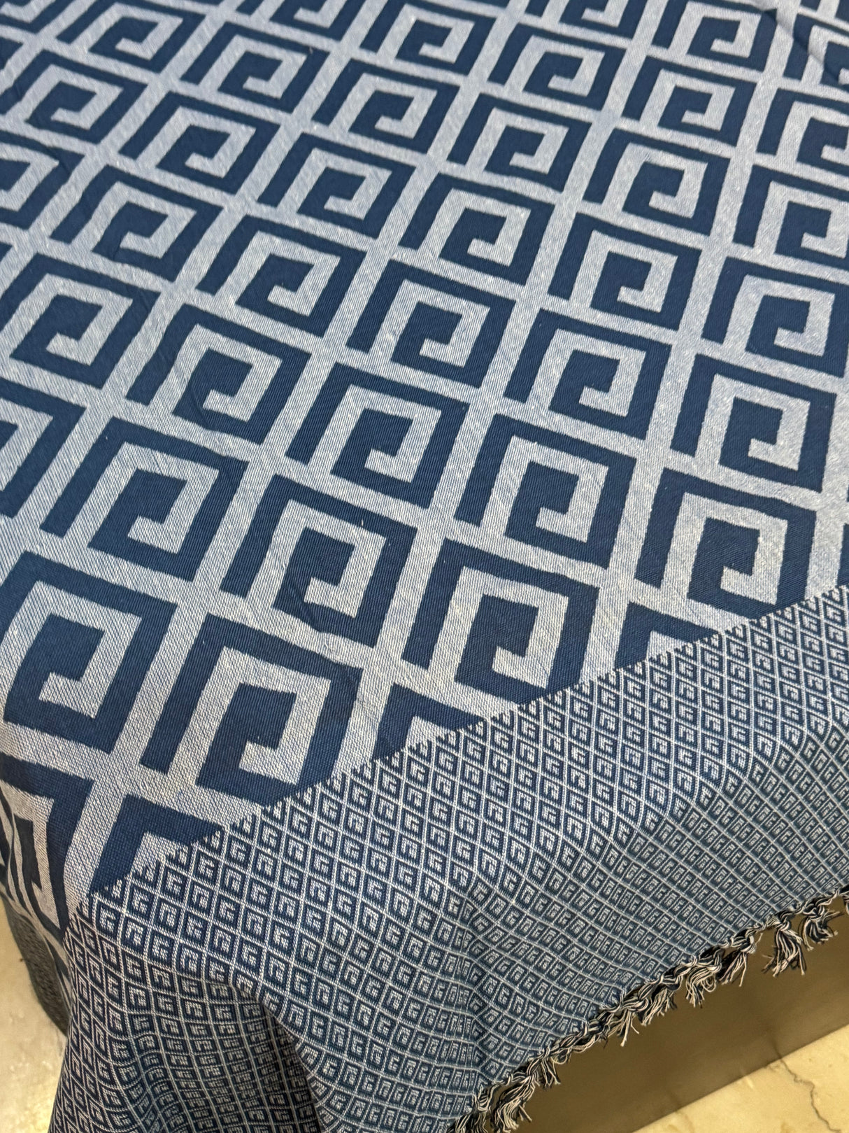 Blue Grey Geometrical Bedspread with 2 Pillow Cases