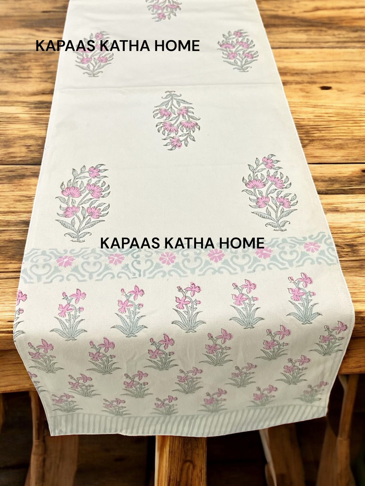 Blockprint Table Runner, Mat & Napkin Set- 6 Seater