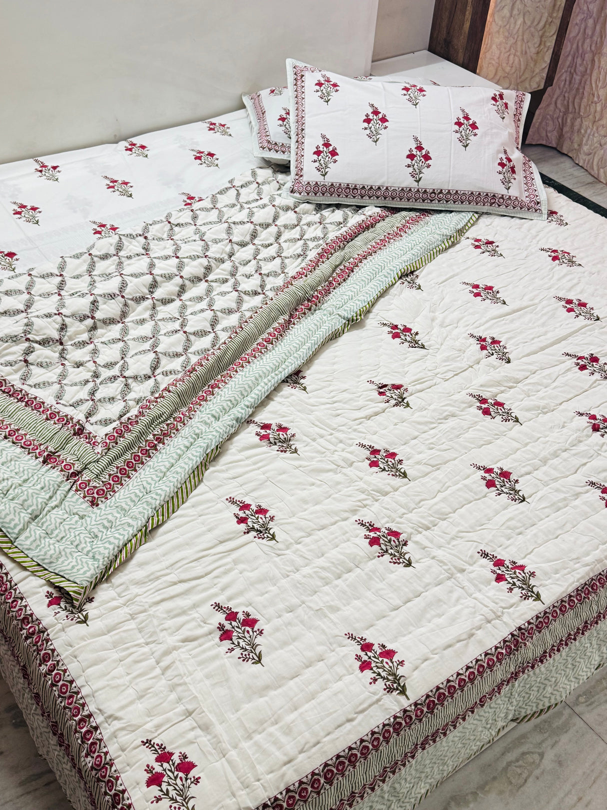 Elegant Blockprint Bedsheet & Quilt Set