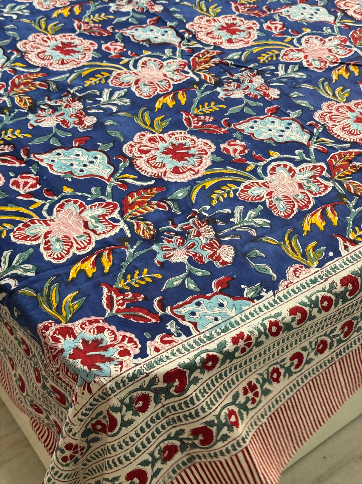 Blockprint Bedsheet & Quilt Set